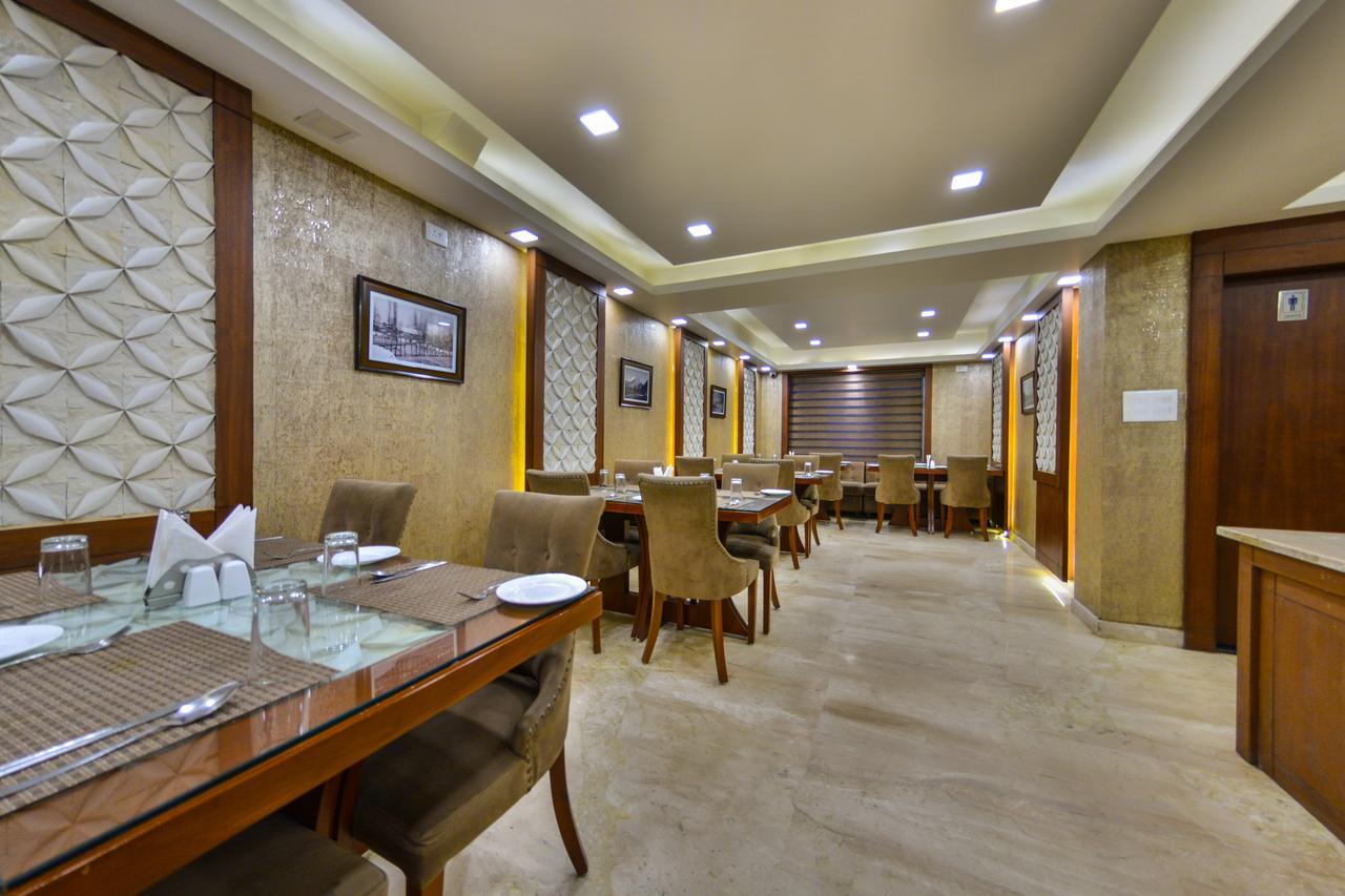 Srīnagar 斯利那加克拉克斯旅馆酒店 外观 照片