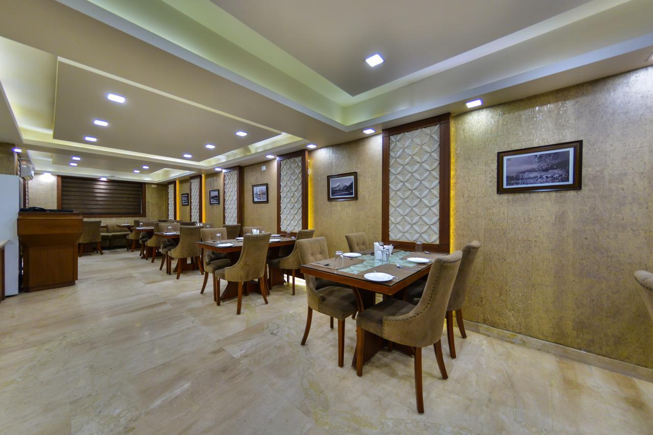 Srīnagar 斯利那加克拉克斯旅馆酒店 外观 照片