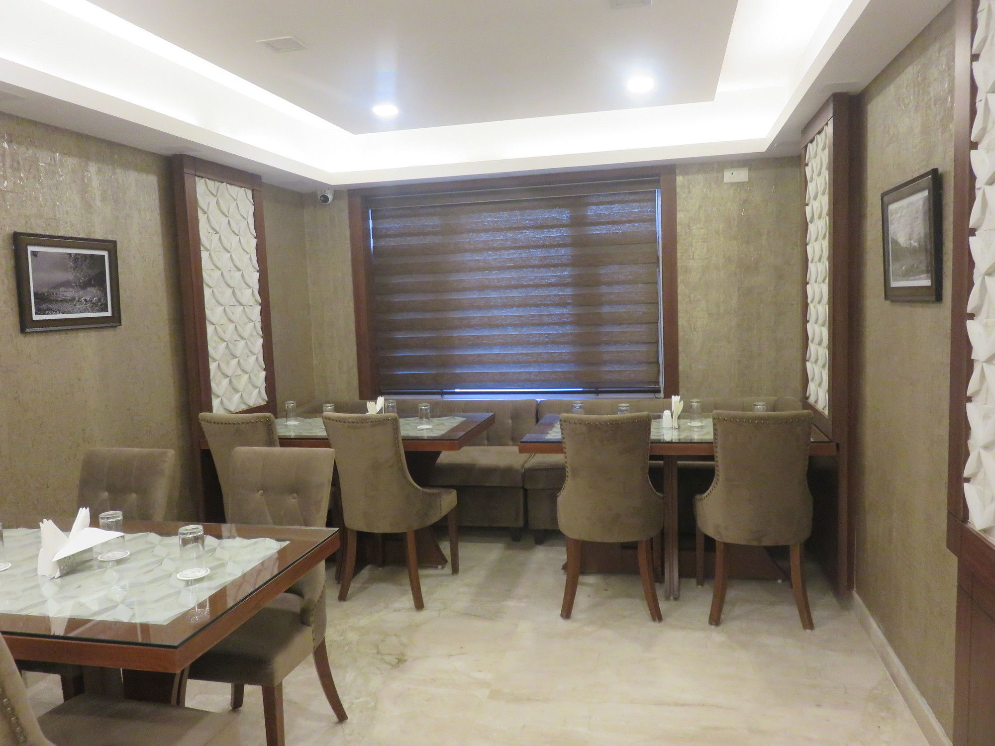 Srīnagar 斯利那加克拉克斯旅馆酒店 外观 照片